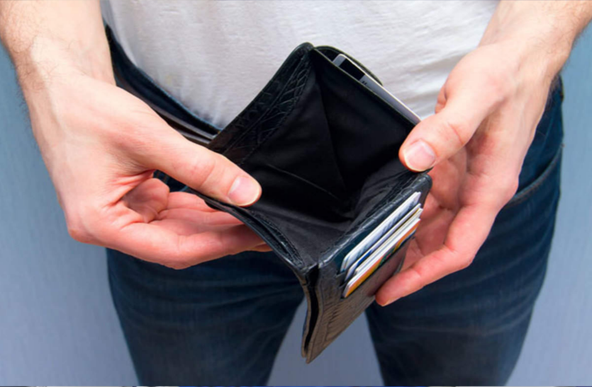 Encuesta de economía: 71 por ciento de los trabajadores que luchan con el dinero, regresan a sus hogares