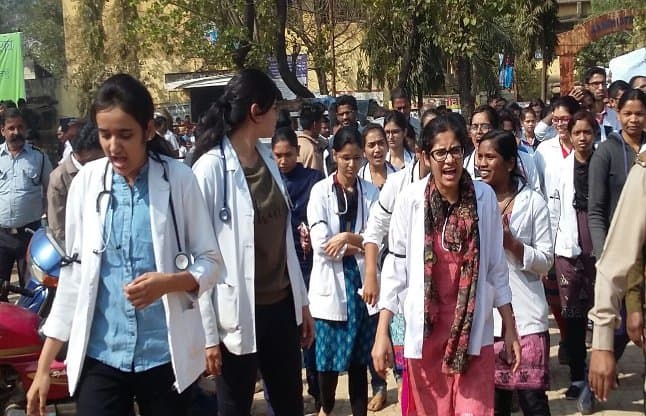 doctors protest