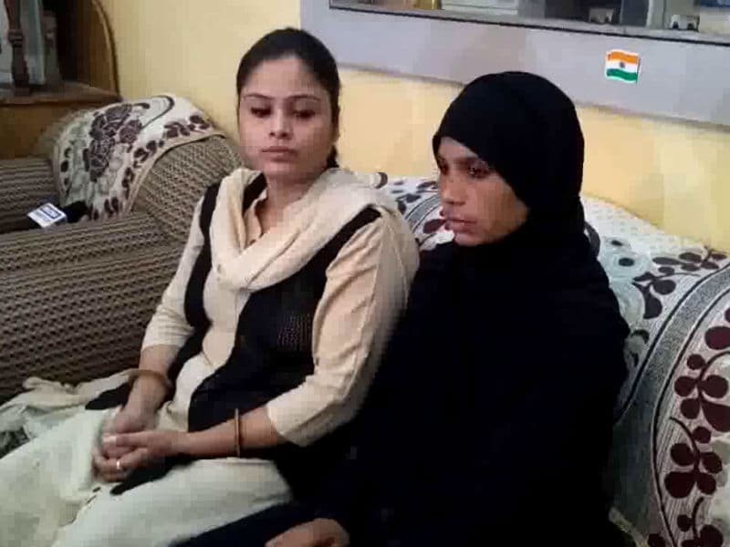 Victim Woman and Socail Woker Farahat Naqvi  