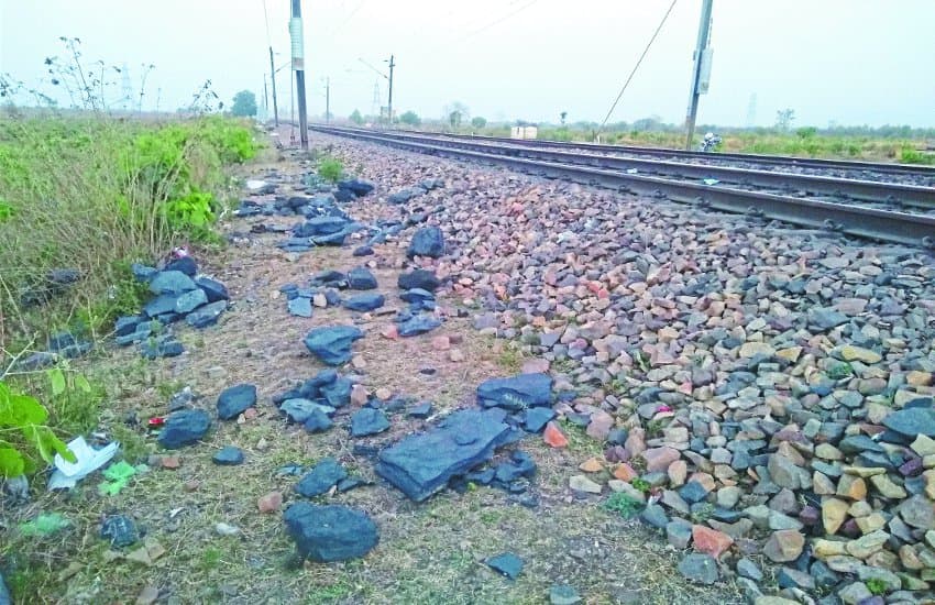Stolen Coal from the goods train