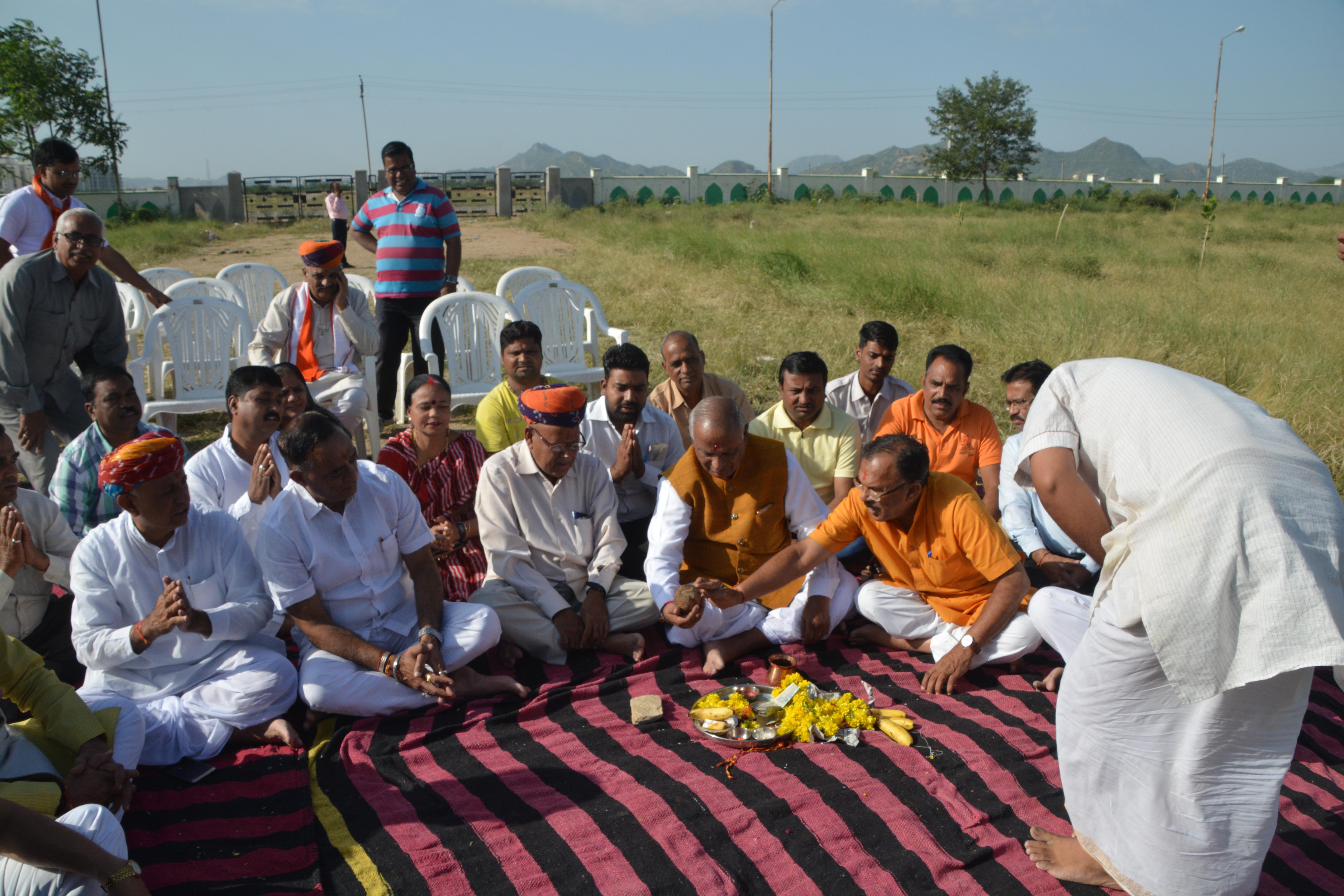 worship in dargah land