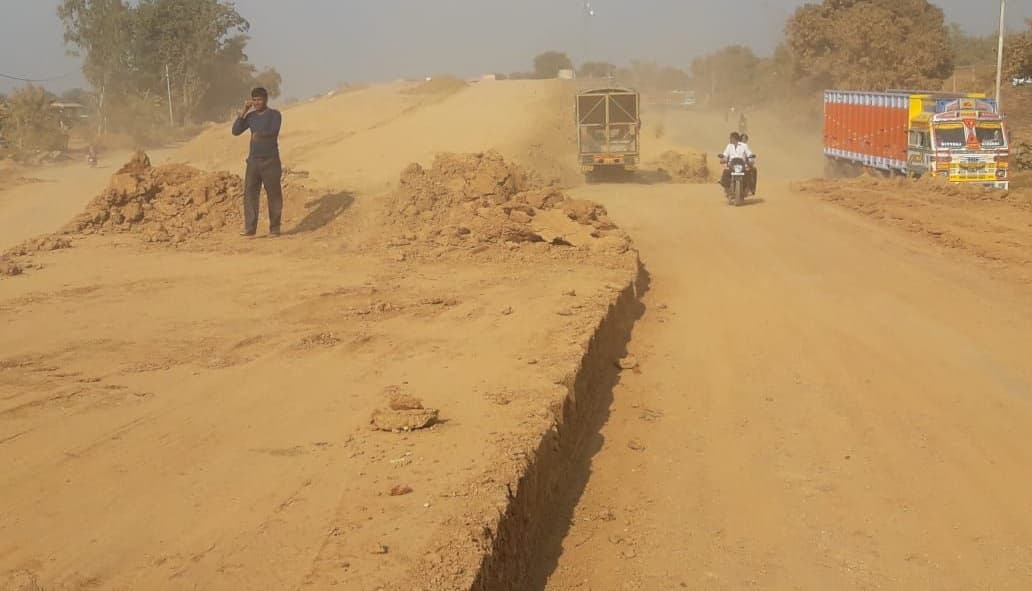 MP highway: Travelers will have trouble to reach Prayagraj Kumbha