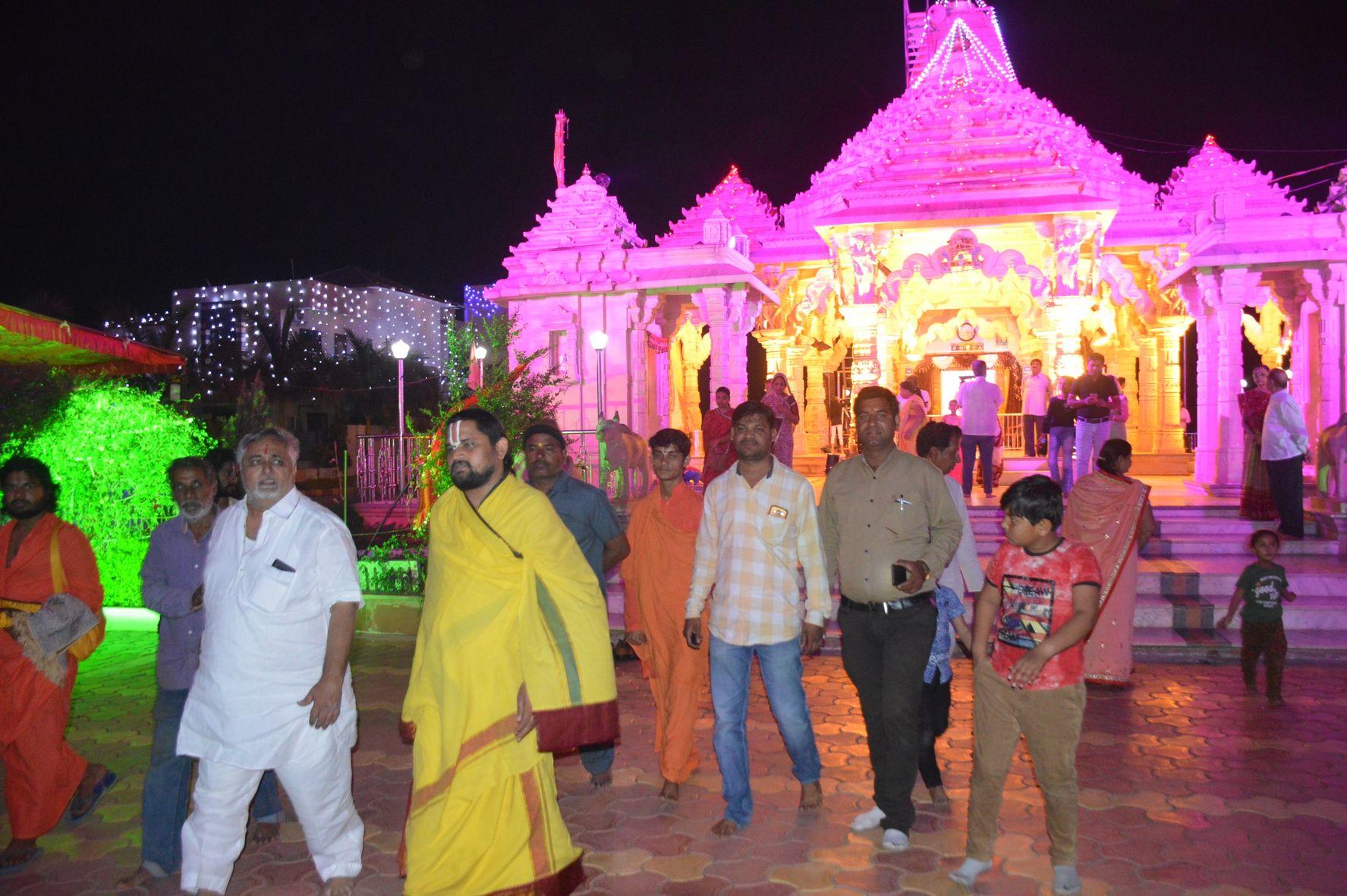 Three-day Amrit festival commenced in Saawariya Seth Dham