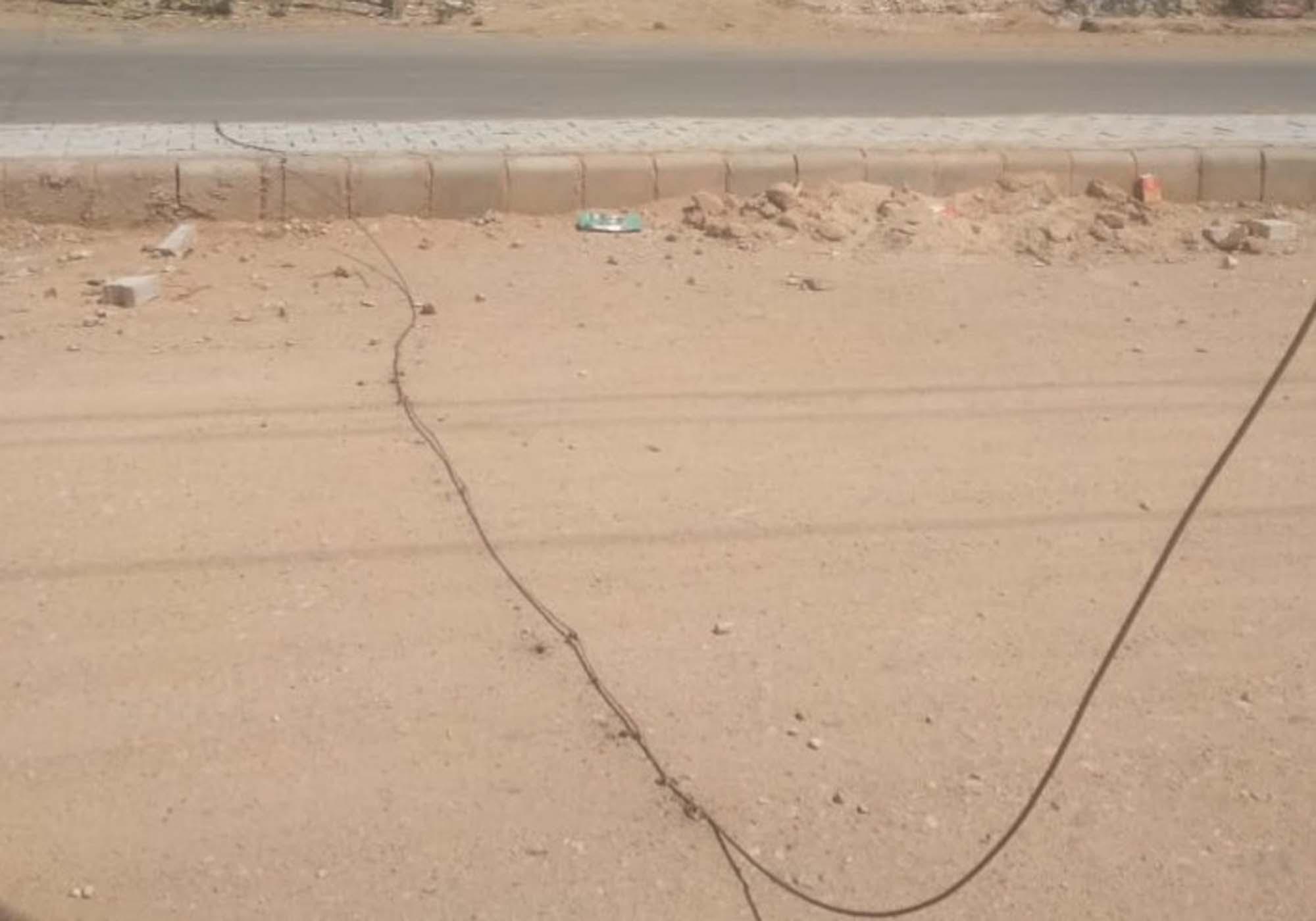 फलोदी के मलार रोड पर धराशायी विद्युत लाइन