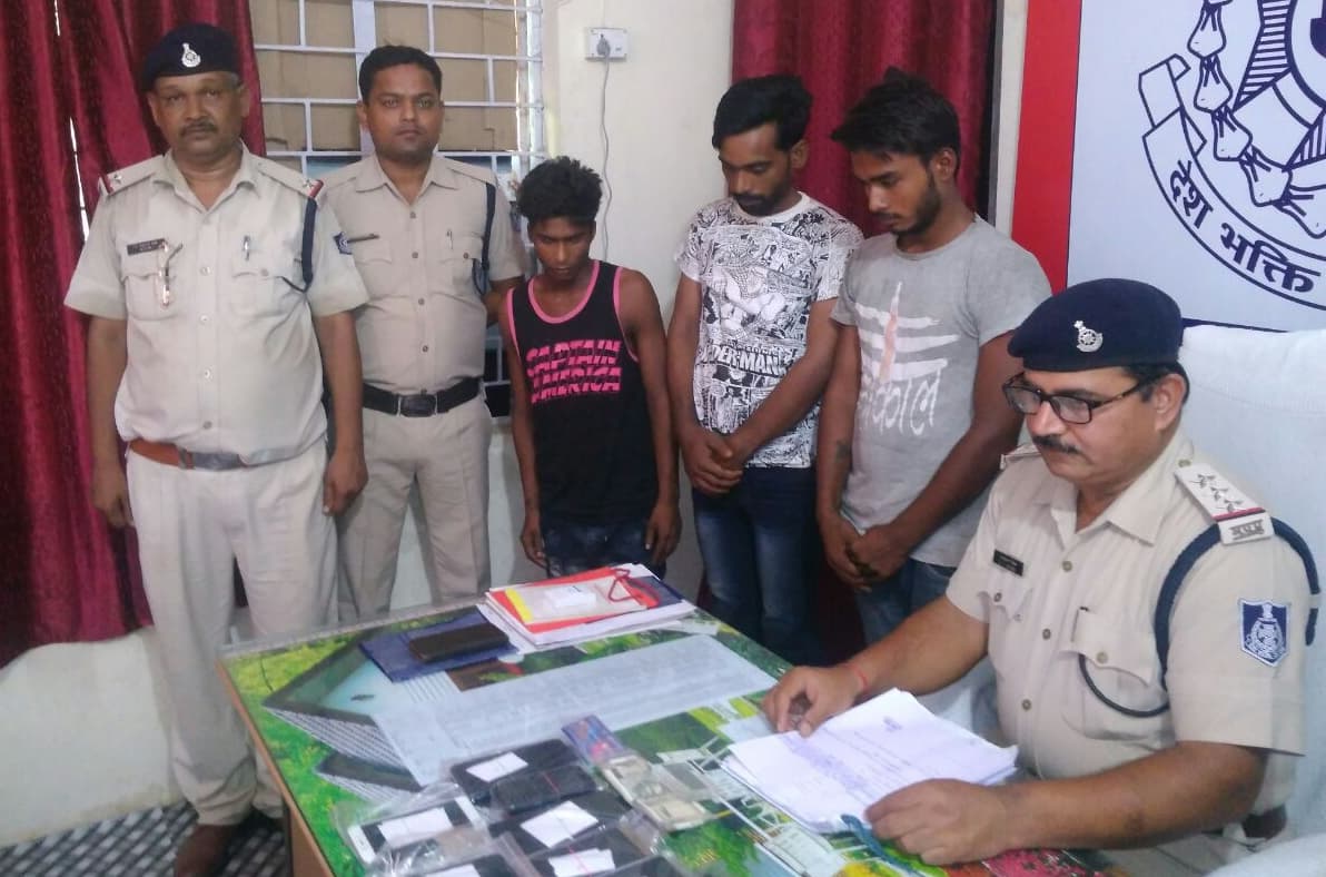 Three accused arrested for stealing