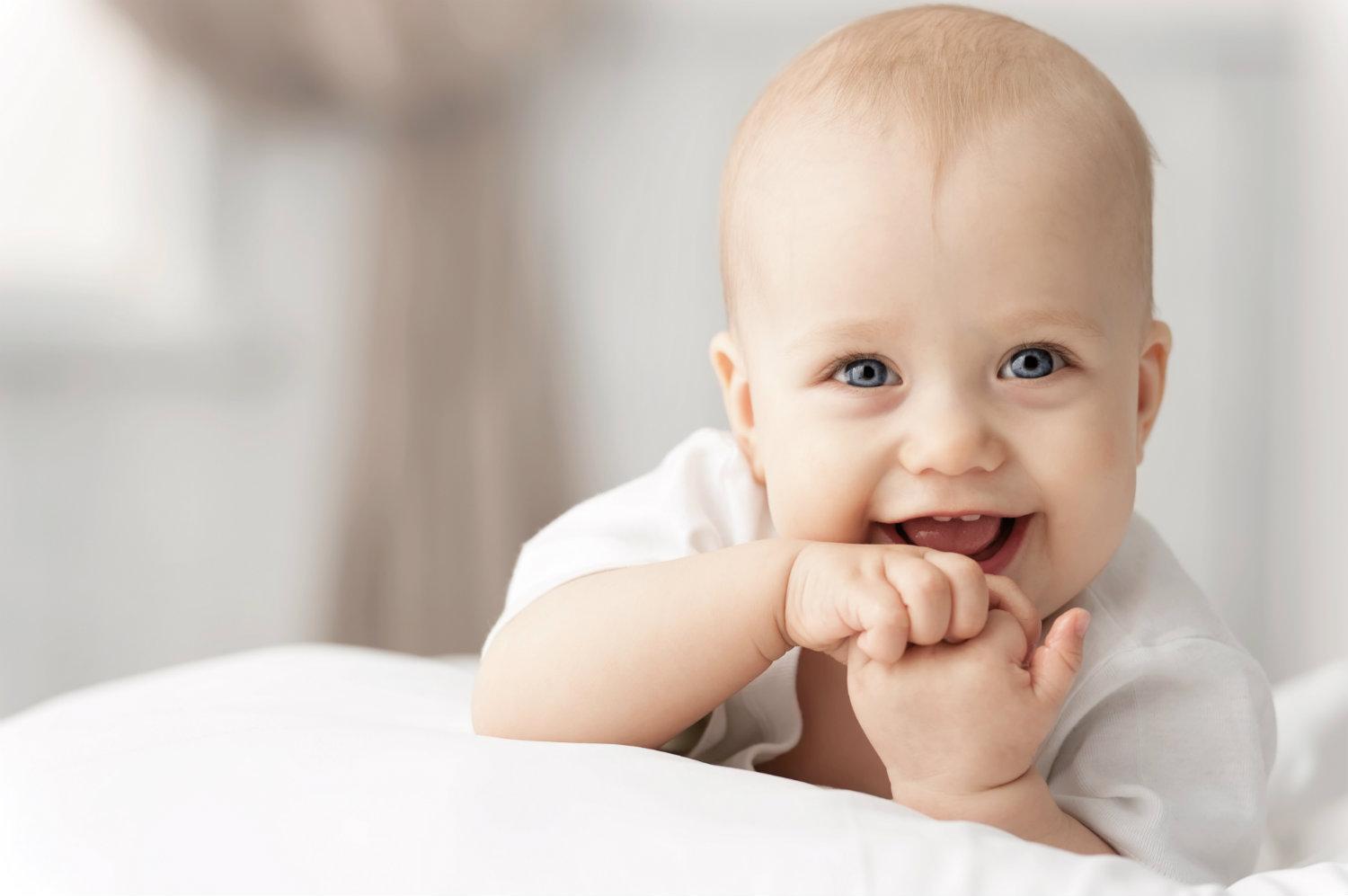 समय से पहले जन्में बच्चों में अक्सर कई शारीरिक और मानसिक दिक्कतें होती हैं 