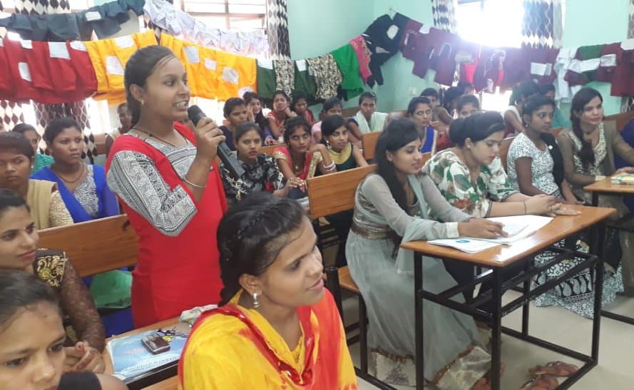 Sewing training given to women in katni