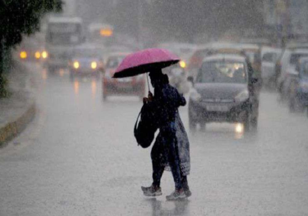 मौसम विभाग से आई खबर, कई हिस्सों में भारी बारिश की संभावना, टूटा 10 साल का रिकॉर्ड