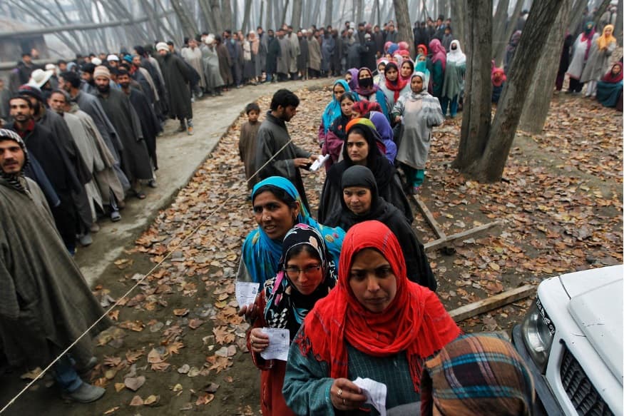 बीडीसी चुनाव में जुटी भाजपा, खन्ना पहुंचे कश्मीर