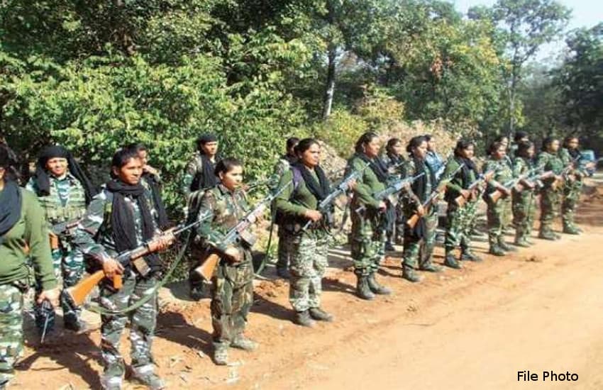महिलाओं से छेड़छाड़ करने के आरोप से बचने फाॅर्स ने नक्सली क्षेत्र में तैनात किया 60 महिला कमांडो की टीम, ये है खासियत