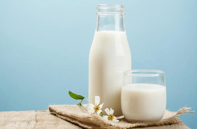 हार्मोनयुक्त दूध बढ़ाता है मोटापा और आलस, जानें इसके बारे में