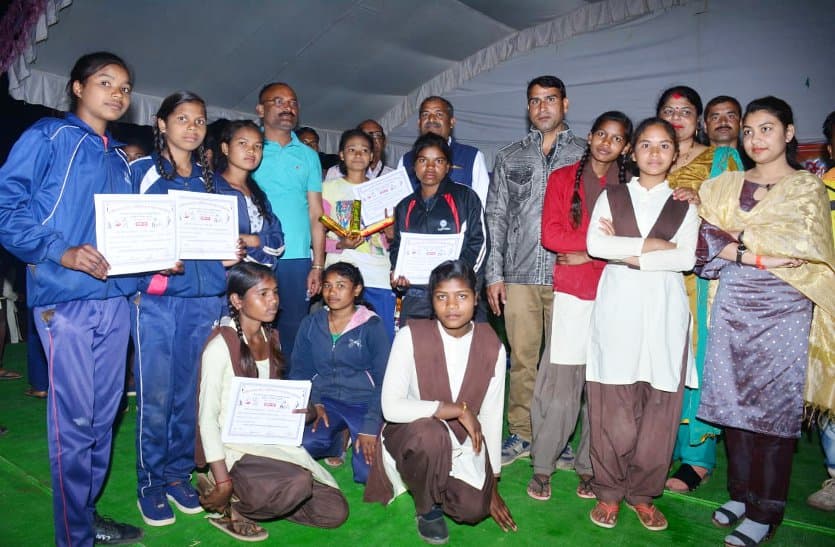 Annual sports organized in excellent school Badwara