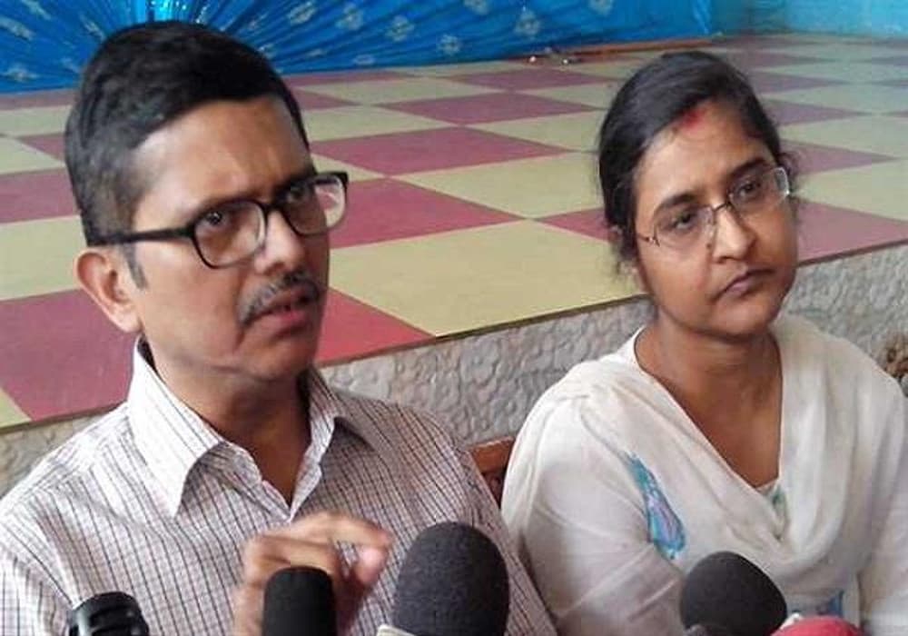 बिकरू गांव जाने पर एक्टिविस्ट डॉ नूतन ठाकुर को डीजीपी ने रोका 