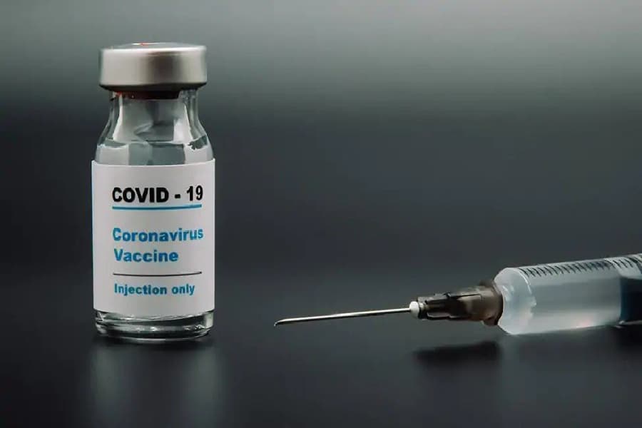आपकी बात, कोरोना टीके से जुड़ी अफवाहों को कैसे रोका जा सकता है?