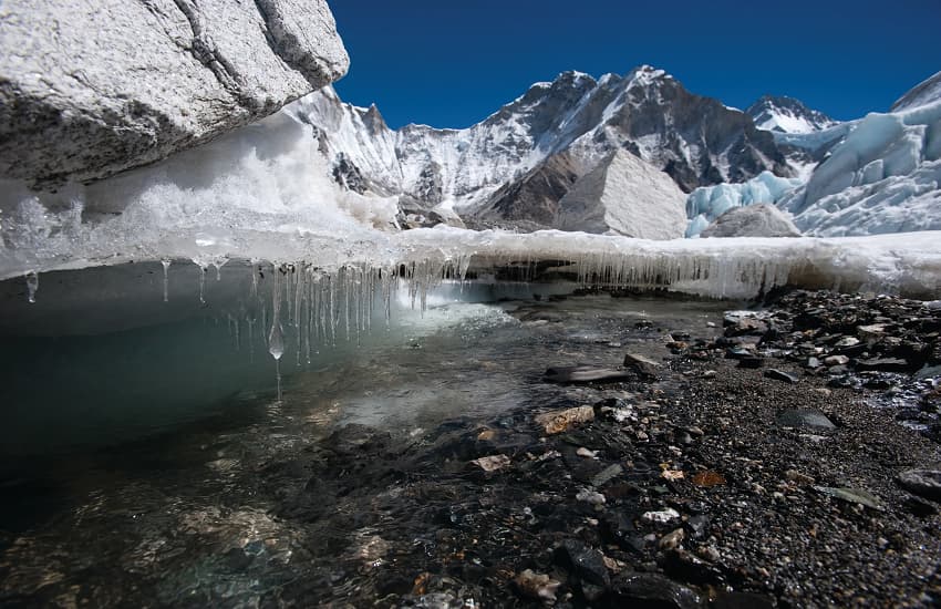 Alert: : दोगुनी रफ्तार से पिघल रहे हिमालय के ग्लेशियर, खतरे में इन राज्यों का अस्तित्व?