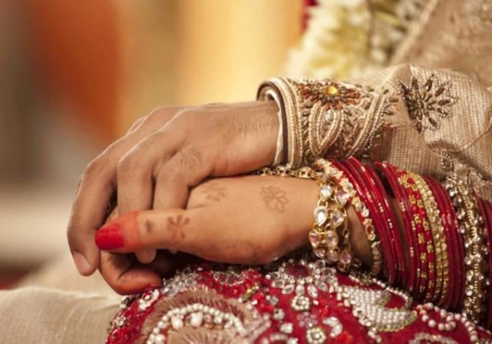 Quick Read: शादी में दुल्हन के लिया टेस्ट, फेल हुआ तो शादी कर दी कैंसिल