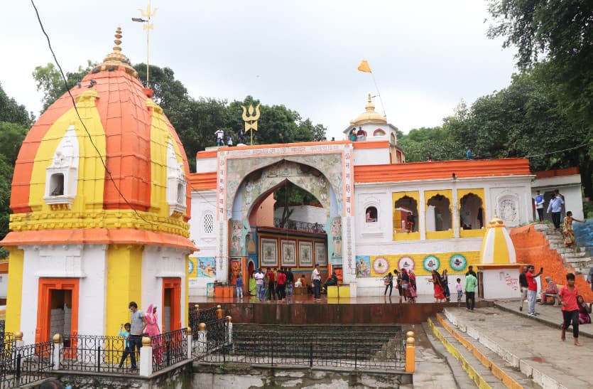 Gutkeshwar Mahadev Indore Garuda Tirtha Indore Devguradiya Temple 