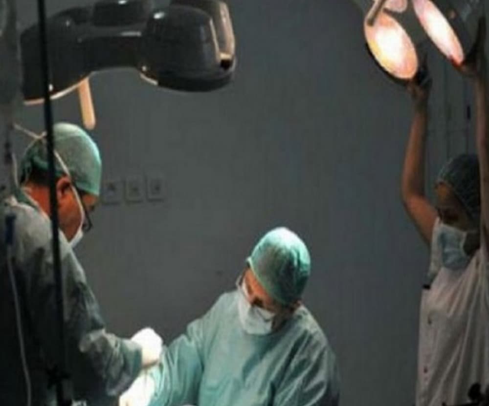 लड़की में पुरुष का प्राइवेट पार्टस प्रत्यारोपण कर बना दिया लड़का, मेरठ मेडिकल के चिकित्सकों का कमाल