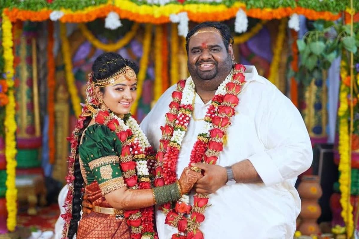 साउथ एक्ट्रेस Mahalakshmi फिल्ममेकर Ravindar Chandrasekaran संग शादी कर होने लगीं ट्रोल