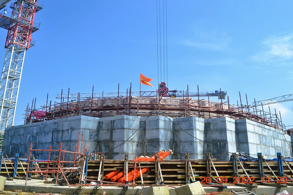 under_construction_pictures_of_shri_ram_temple_in_ayodhya_surfaced.jpg