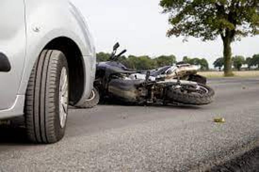 What happened on the highway that the bike rider lost his life