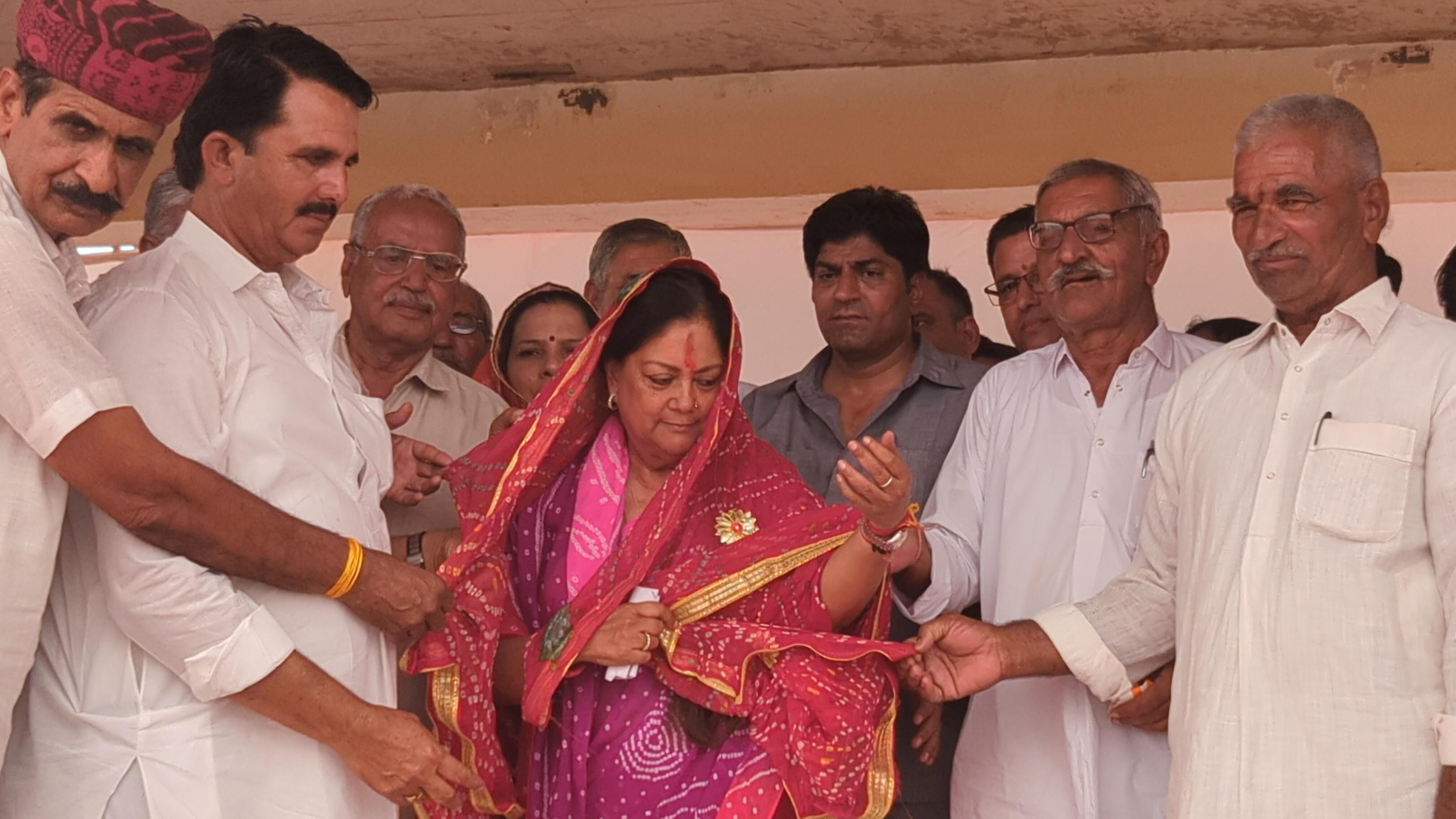 Vasundhara spoke to Jats in Kharnal 