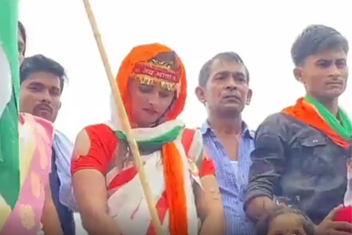 Pakistani Seema Haider hoisted the tricolor, raised slogans of 'Bharat Mata Ki Jai'