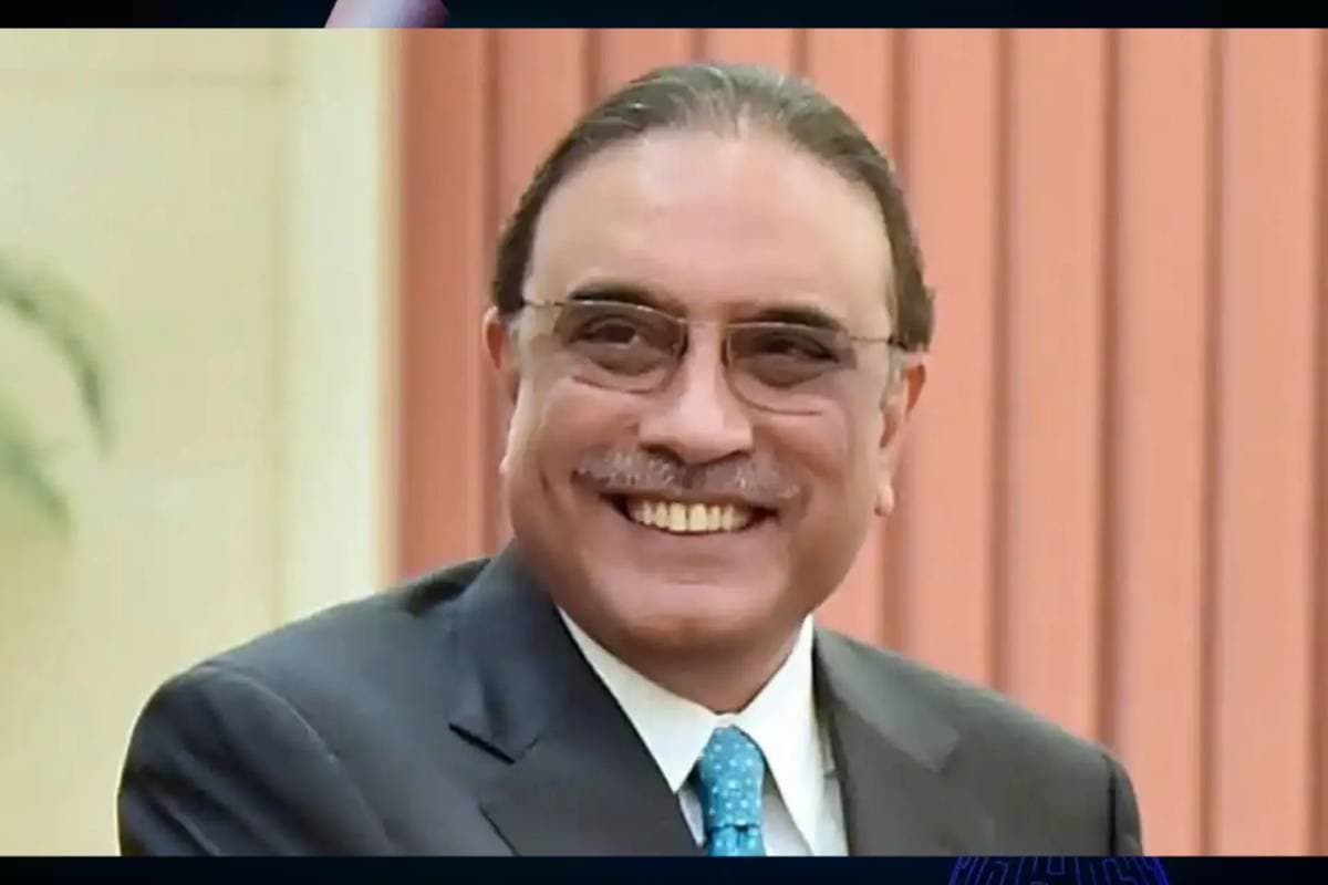 Pakistan President Asif Ali Zardari forgoes salary