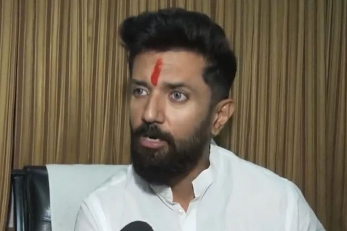 Shock to Chirag Paswan's party, 22 leaders resigned together