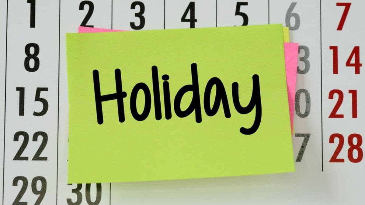 labour day holiday 1 may public holiday on 7 May for government department issued order