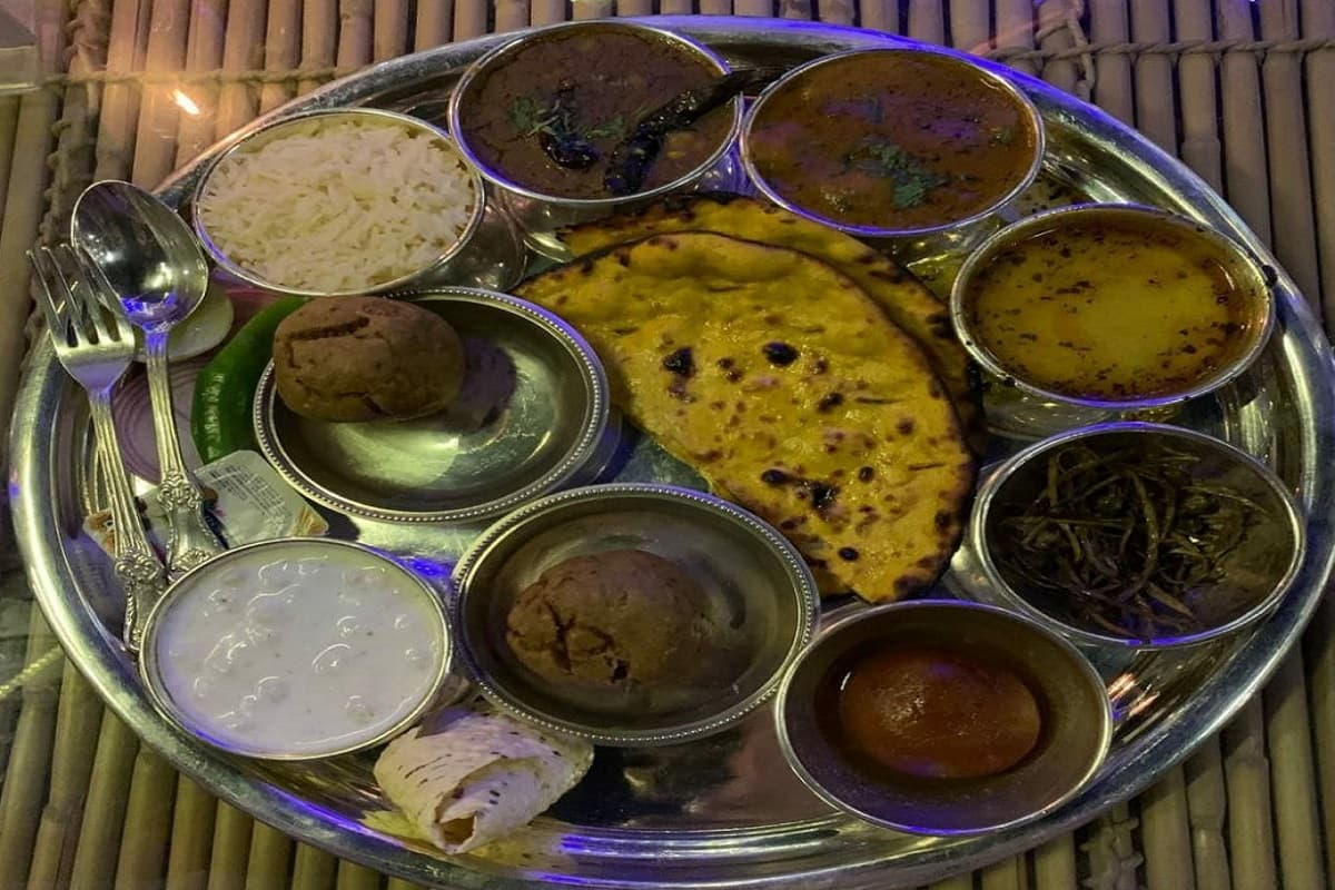 Rajasthani Thali Domestic and Foreign Tourists are Crazy