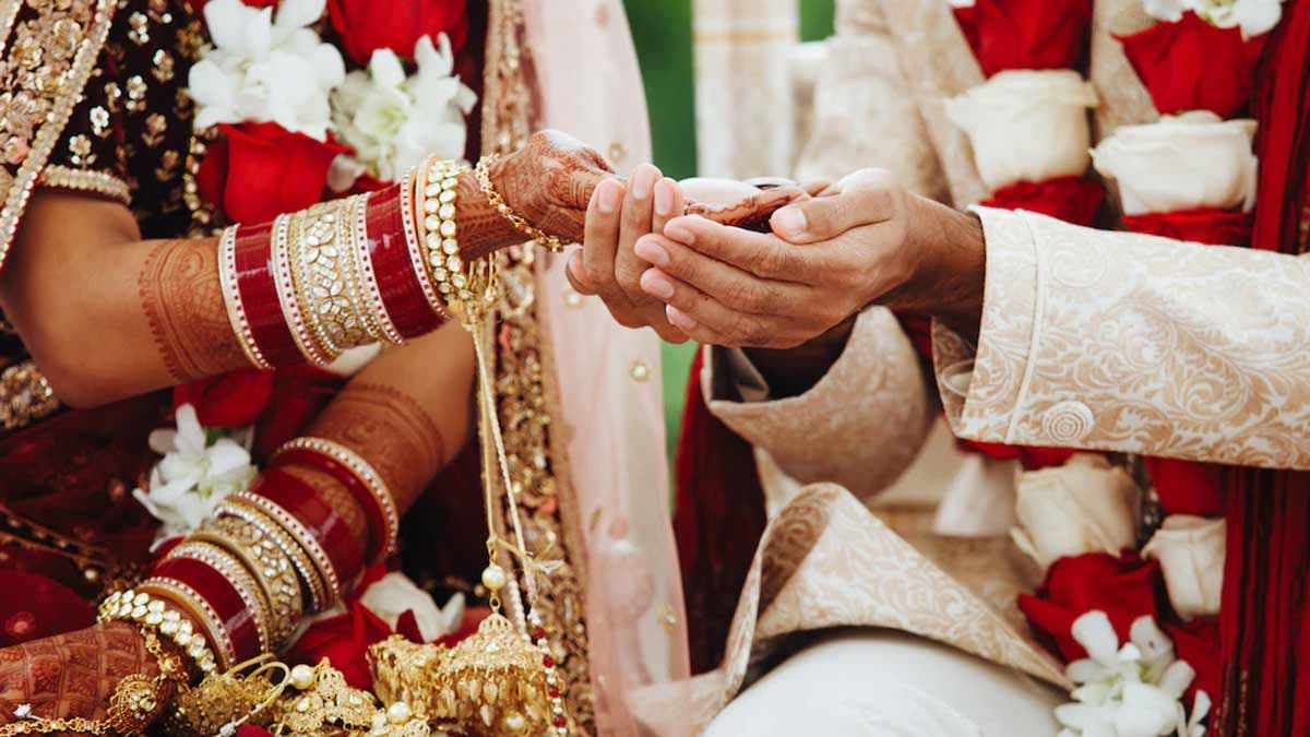 Bride dies of heart attack before marriage in Amroha