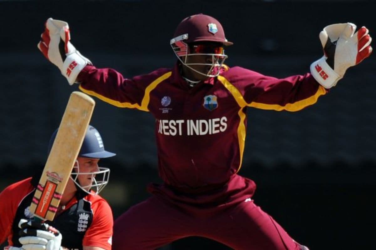 अंतर्राष्ट्रीय क्रिकेट परिषद ने गुरुवार को वेस्टइंडीज के 34 वर्षीय विकेटकीपर-बल्लेबाज डेवोन थॉमस पर सभी प्रकार के क्रिकेट पर पांच साल का बैन लगा दिया।
