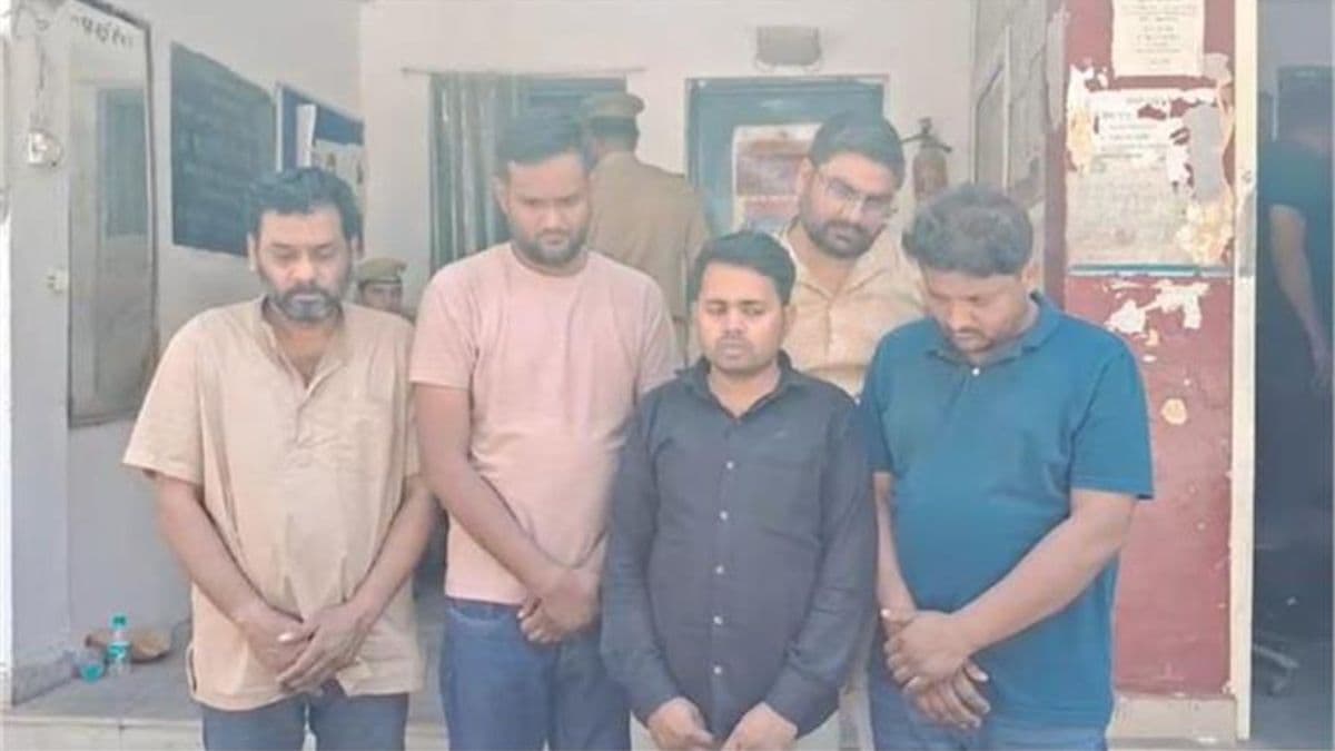 Kaushambi police and cyber team have arrested 5 vicious thugs