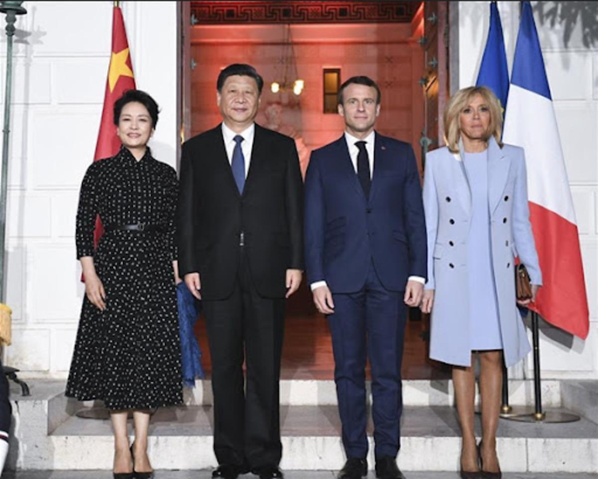 Xi Jinping with his wife, meeting Emmanuel Macron and his wife, on state visit to France