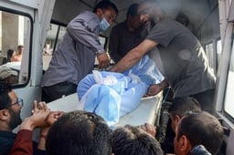 जम्मू कश्मीर: कश्मीरी पंडित की हत्या के एक दिन बाद अब आतंकियों ने SPO को मारी गोली, हुई मौत