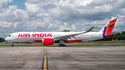 Air India express के उड़ते विमान में लगी आग, IGI दिल्ली एयरपोर्ट पर इमरजेंसी
घोषित