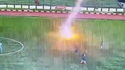 मैच के दौरान आकाशीय बिजली गिरने से खिलाड़ी की मौत, देखें 10 सेकंड का खौफनाक वायरल वीडियो