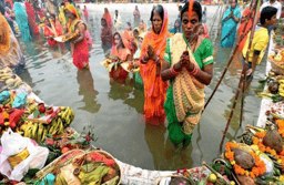 Chhat Puja 2021 : जानिए क्यों करते हैं छठी माता का व्रत, लोक गीतों और शास्त्रों में भी है वर्णन