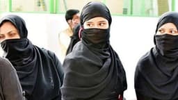 बुरक़ा पहनकर दिल्ली, मुंबई, बिहार की ट्रेनों में चोरी करने वाली 3 शातिर महिलाएं गिरफ्तार