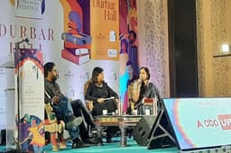 Jaipur Literature Festival 2023 : कविता के नए स्वरुप को पेश करने का बीड़ा उठाया