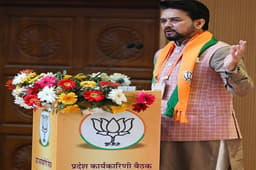अनुराग ठाकुर का ऐलान, केजरीवाल की भ्रष्ट सरकार के झूठ का पर्दाफाश करेगी दिल्ली प्रदेश BJP