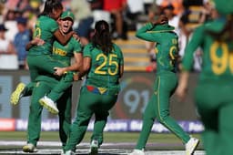 T20 World Cup : दक्षिण अफ्रीका ने इंग्लैंड को 6 रन से हरा पहली बार फाइनल में की एंट्री, अब ऑस्ट्रेलिया से खिताबी भिड़ंत