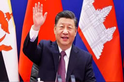 तीसरी बार चीन के राष्ट्रपति बने शी जिनपिंग: पहले से ज्‍यादा हुए ताकतवर, टूटी 40 साल पुरानी परंपरा