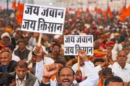 पंजाब के 5 किसान संगठन दिल्ली में जुटे, संसद तक निकालेंगे मार्च सौंपेंगे ज्ञापन, फिर जंतर-मंतर पर करेंगे प्रदर्शन