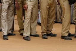 पुलिस वाले के 'बूट' के नीचे दबकर चार दिन के नवजात की मौत, CM ने मांगी रिपोर्ट, जांच शुरू