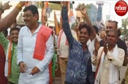 कर्नाटक चुनाव जीतने पर कांग्रेसियों ने मनाया जश्न