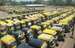 VIDEO : इंदौर में ऑटो रिक्शा चालकों ने की हड़ताल