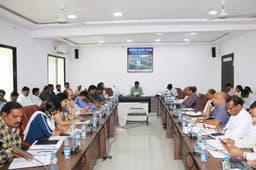 अपर कलेक्टर ने दिए बेरोजगारी भत्ता योजना के लाभार्थियों को कौशल प्रशिक्षण देने शेड्यूल बनाने के निर्देश