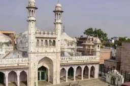ज्ञानवापी: मुस्लिम पक्ष को झटका, श्रंगार गौरी केस में इलाहाबाद हाईकोर्ट ने खारिज की याचिका